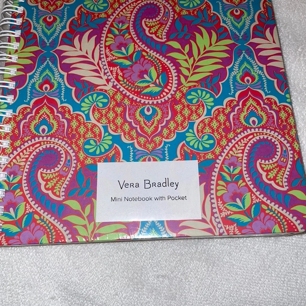 New! Vera Bradley Mini Notebook W/Pocket Paisley in Paradise💙🧡160 pages🍃